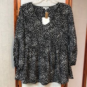 Ruffles in black and white